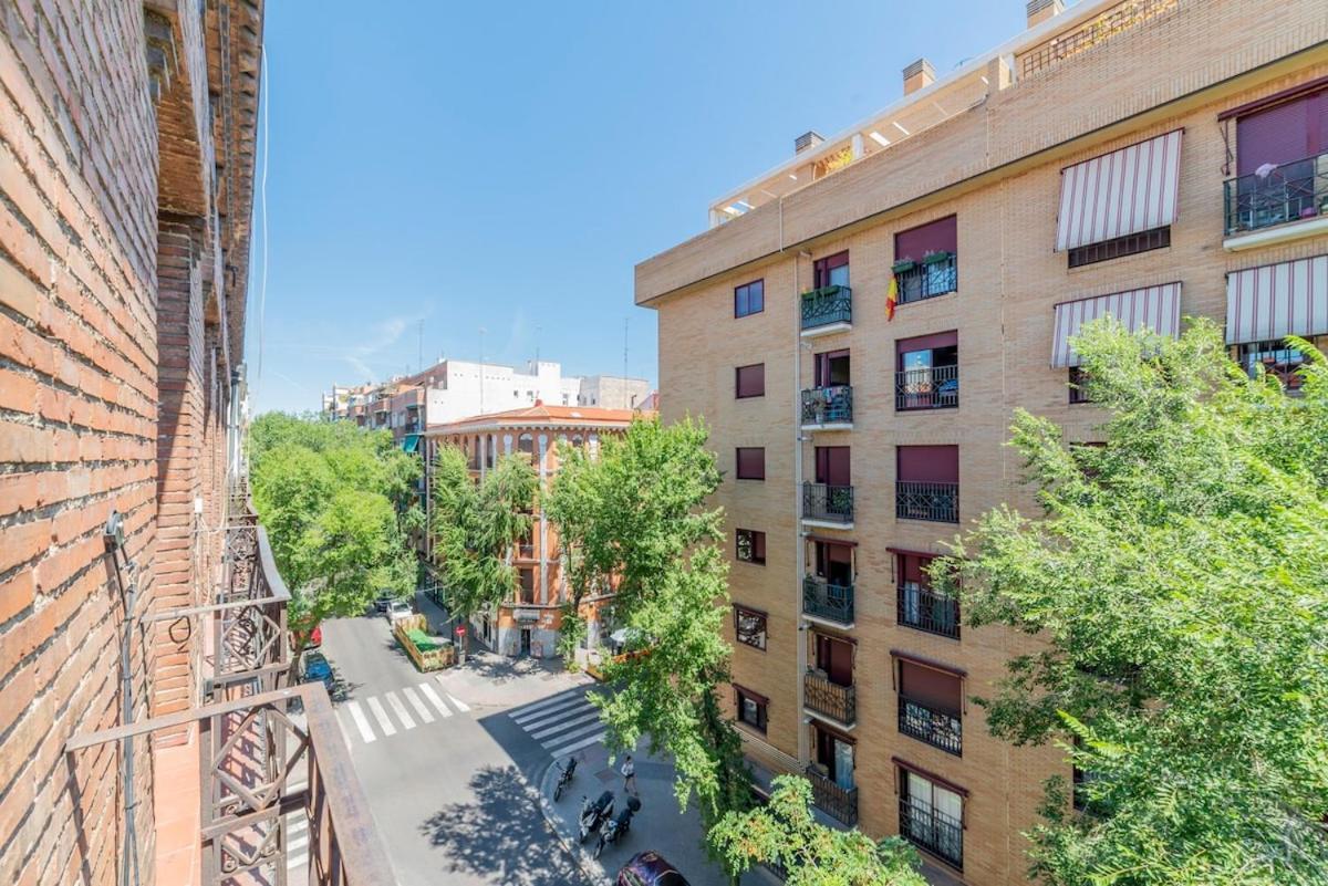 Encantador Apartamento Atocha Madrid Luaran gambar