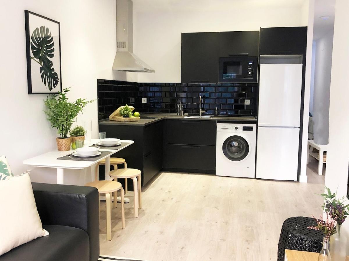 Encantador Apartamento Atocha Madrid Luaran gambar