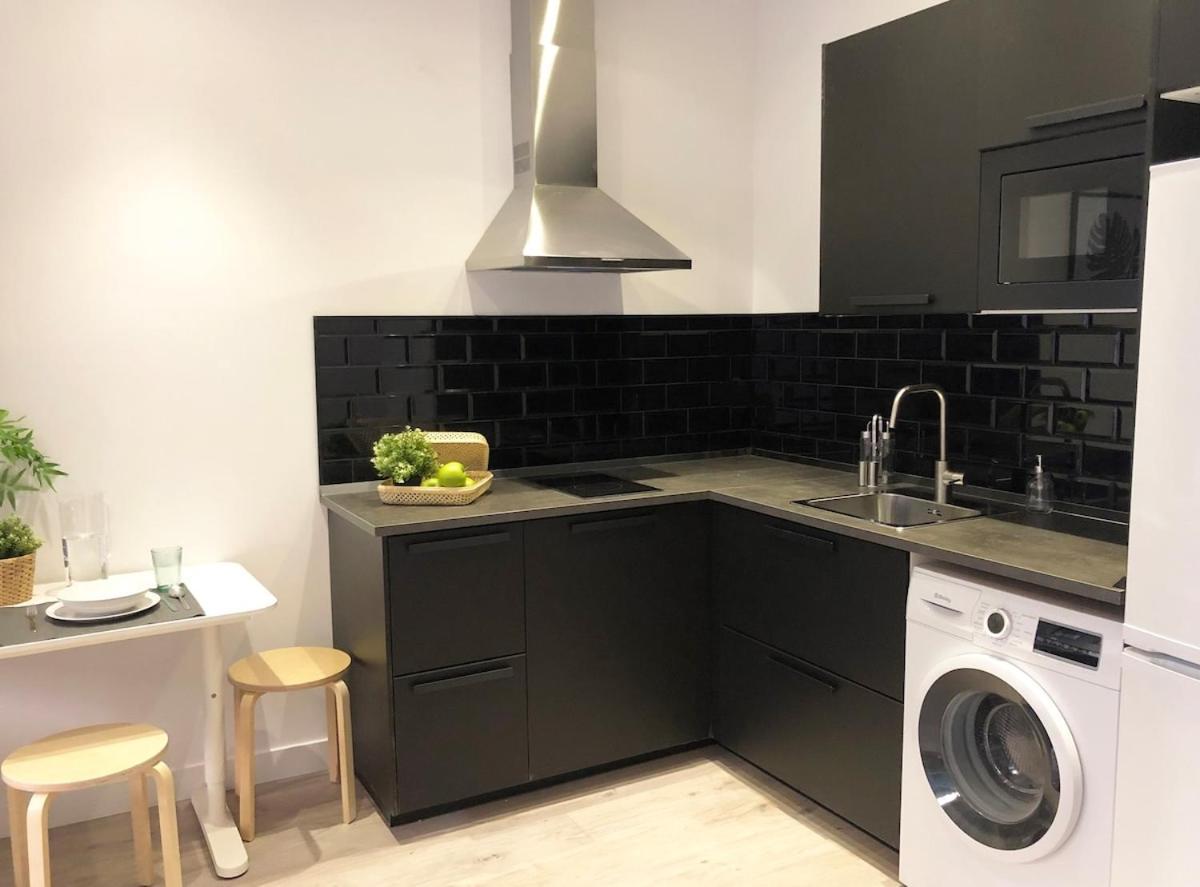 Encantador Apartamento Atocha Madrid Luaran gambar