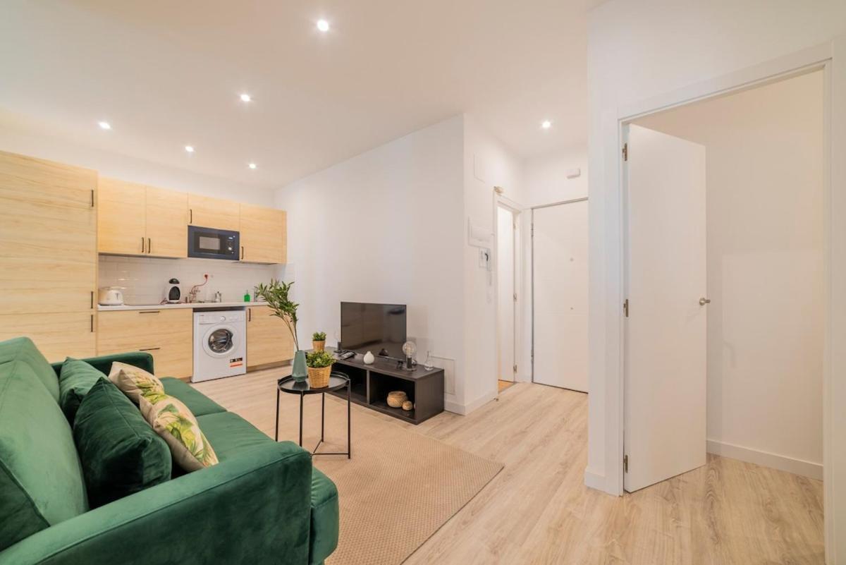 Encantador Apartamento Atocha Madrid Luaran gambar