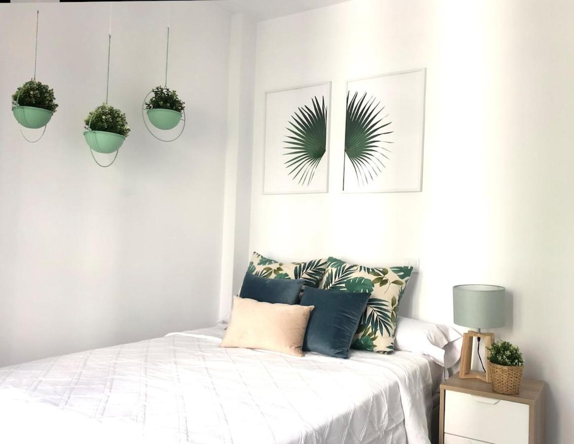 Encantador Apartamento Atocha Madrid Luaran gambar