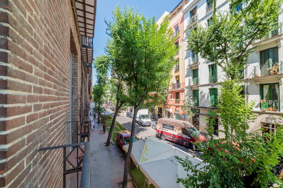 Encantador Apartamento Atocha Madrid Luaran gambar