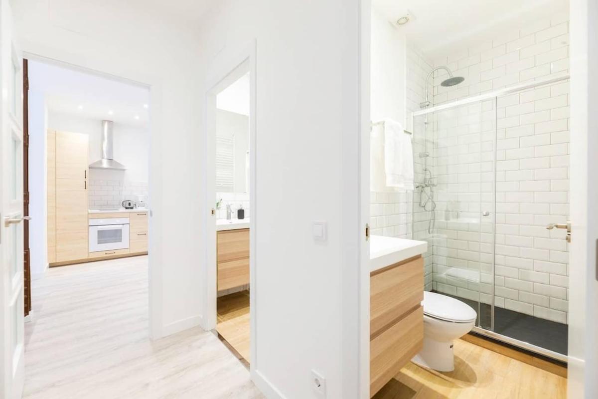 Encantador Apartamento Atocha Madrid Luaran gambar