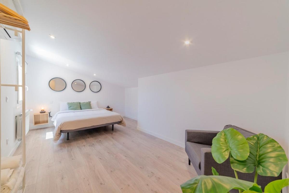 Encantador Apartamento Atocha Madrid Luaran gambar