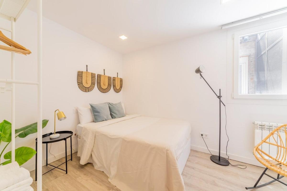 Encantador Apartamento Atocha Madrid Luaran gambar