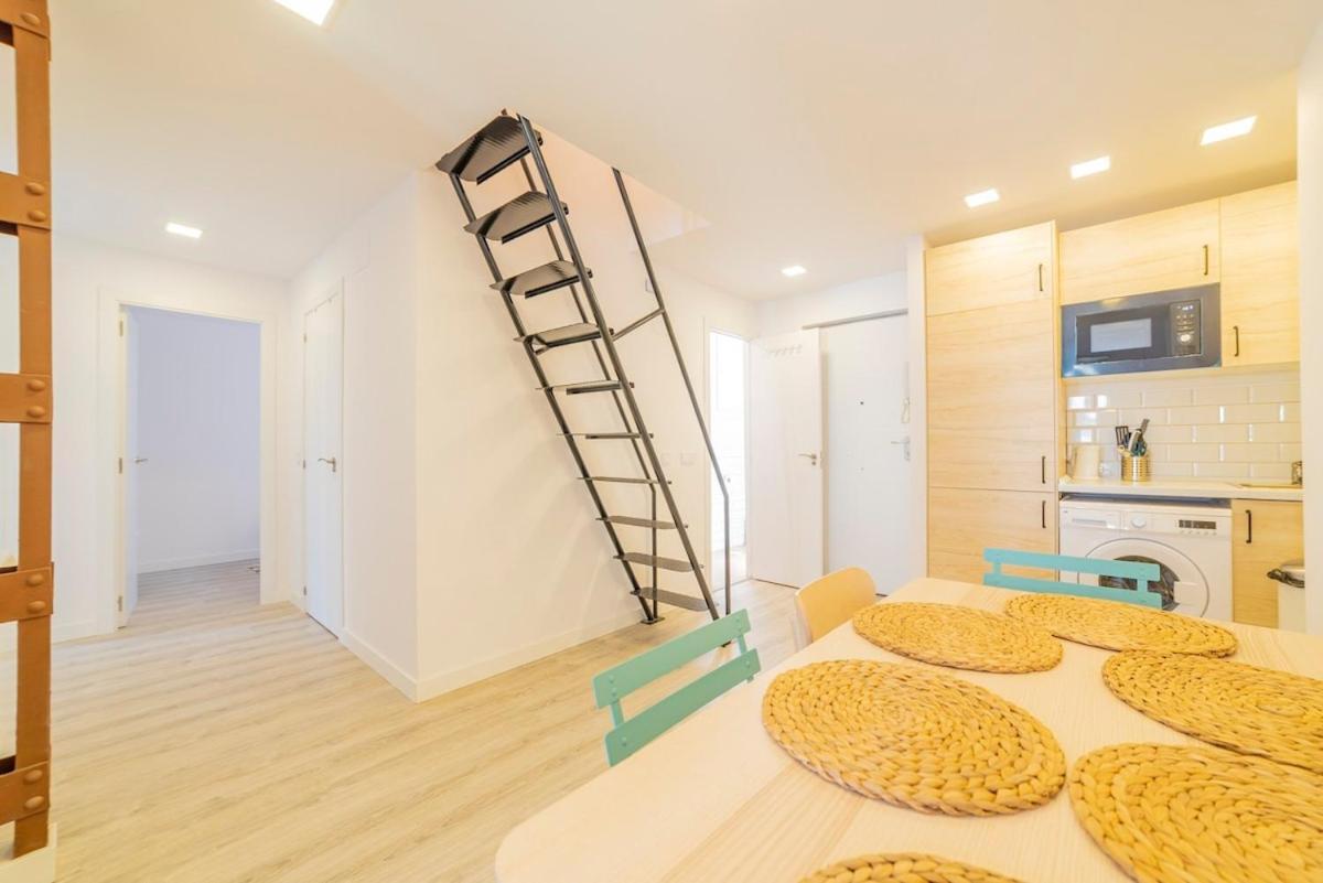 Encantador Apartamento Atocha Madrid Luaran gambar